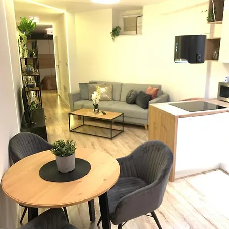 Moderno Apartament Cracovia Esterno foto